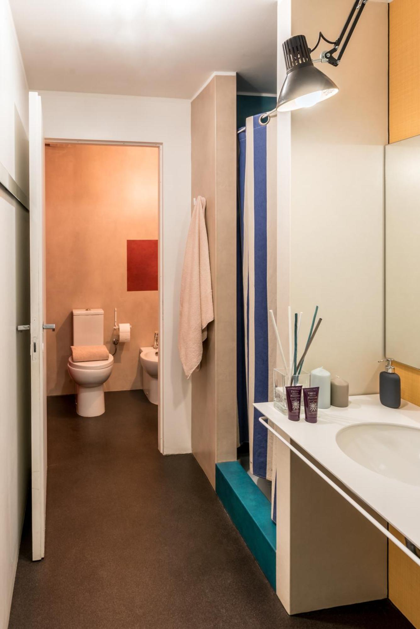 Quadruple Room with Private Bathroom